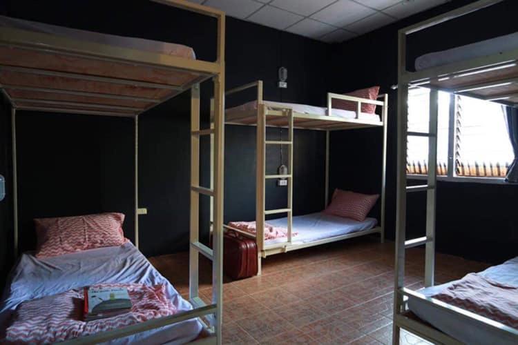 Carrot On The Moon Hostel Pai Exterior photo